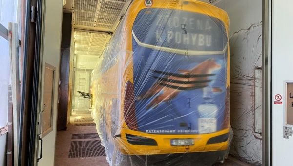 Lakování autobusu